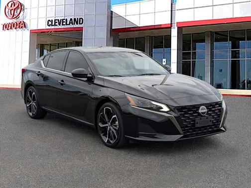 2024 Nissan Altima SR FWD