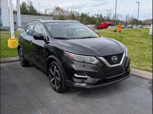 2022 Nissan Rogue Sport SL