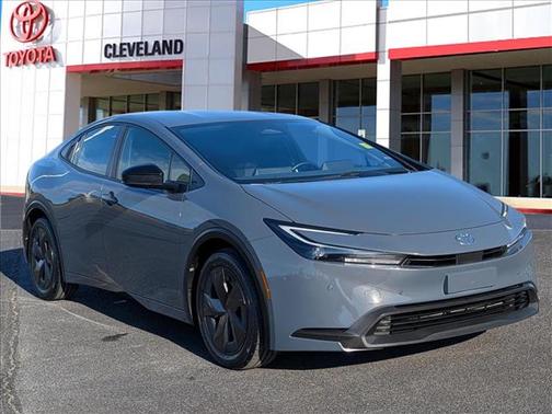 2024 Toyota Prius LE