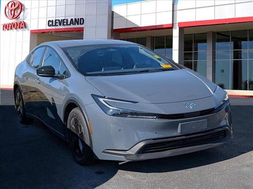 2024 Toyota Prius LE