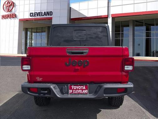 Firecracker Red Clearcoat 2023 Jeep Gladiator Sport S