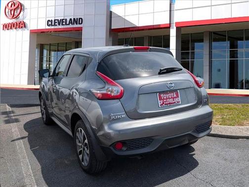 Gun Metallic 2017 Nissan Juke SV