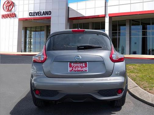Gun Metallic 2017 Nissan Juke SV