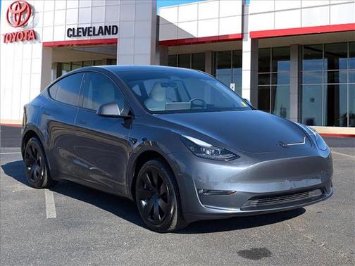 2023 Tesla Model Y Long Range Dual Motor All-Wheel Drive