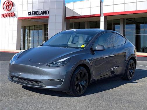 2023 Tesla Model Y Long Range Dual Motor All-Wheel Drive