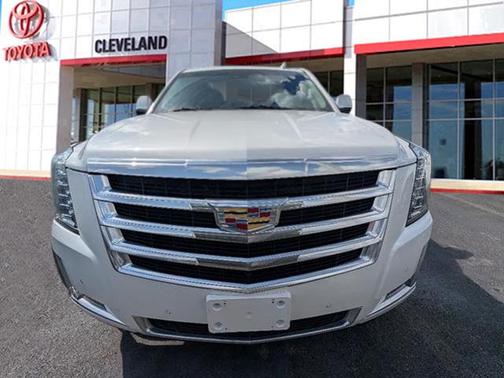 2018 Cadillac Escalade Luxury