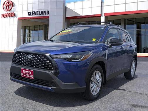 Blue Crush 2025 Toyota Corolla Cross LE