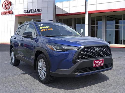 Blue Crush 2025 Toyota Corolla Cross LE