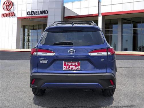 Blue Crush 2025 Toyota Corolla Cross LE