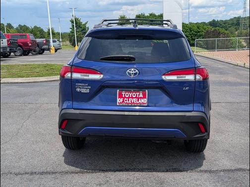 Blue Crush 2025 Toyota Corolla Cross LE