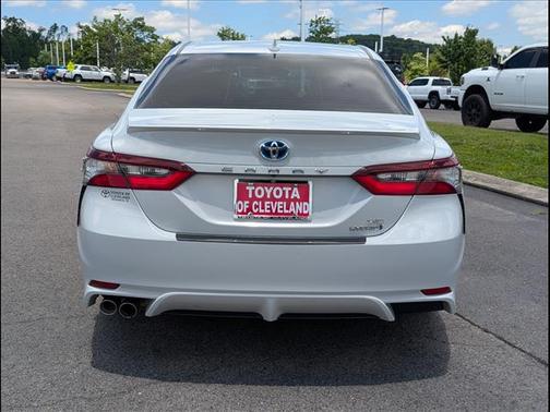 Ice 2023 Toyota Camry SE