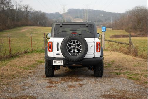 Oxford White 2025 Ford Bronco Badlands