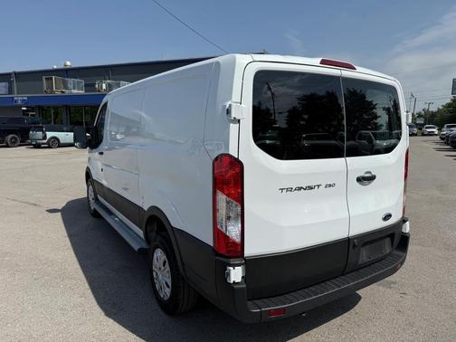 2024 Ford Transit-250 Base