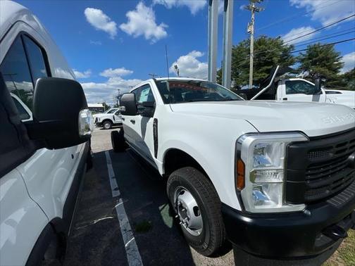 2025 Ford F-350 XL