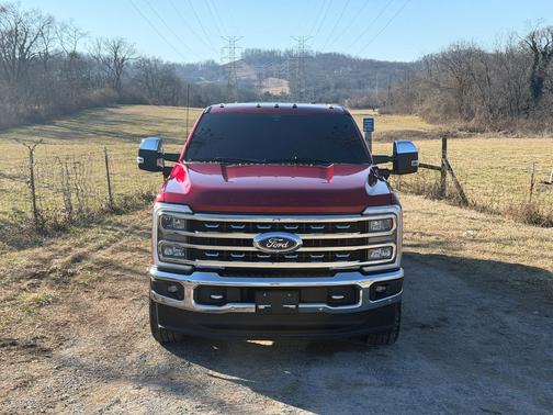 Rapid Red Metallic Tinted Clearcoat 2024 Ford F-350 Lariat