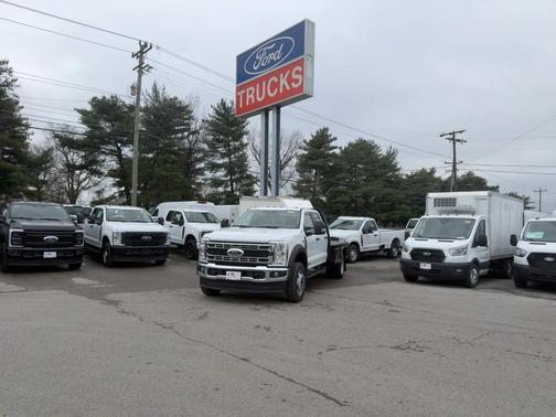Oxford White 2026 Ford F-450 XL Truck