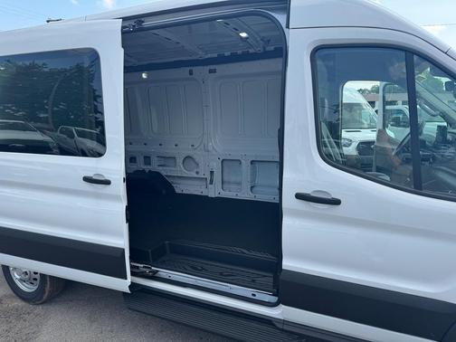 2025 Ford Transit-350 Base