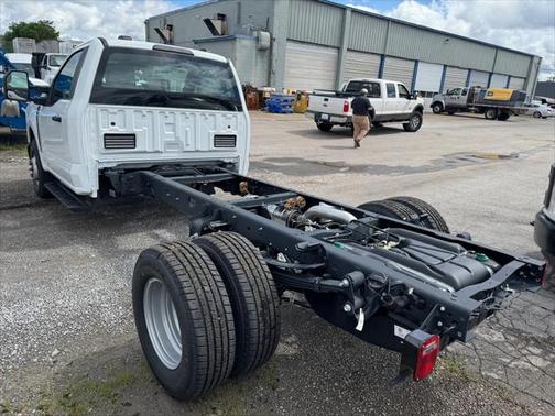 2025 Ford F-350 XL