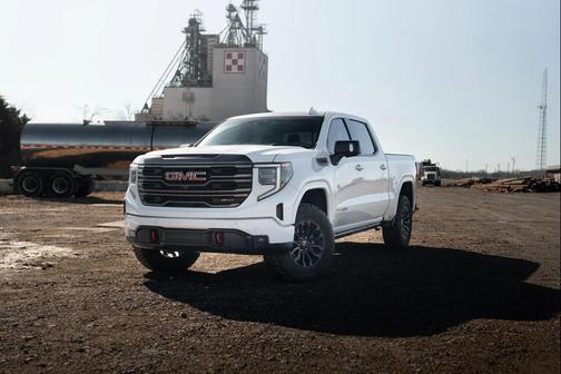 2023 GMC Sierra 1500 AT4X