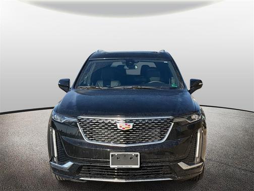 2025 Cadillac XT6 Luxury FWD