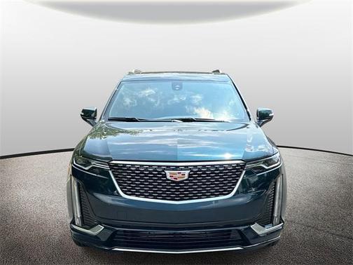 2025 Cadillac XT6 Luxury AWD
