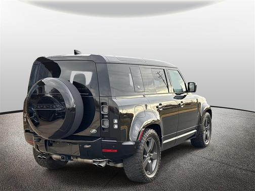 2023 Land Rover Defender 110 V8