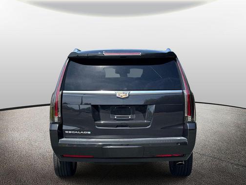 Manhattan Noir Metallic 2019 Cadillac Escalade Luxury
