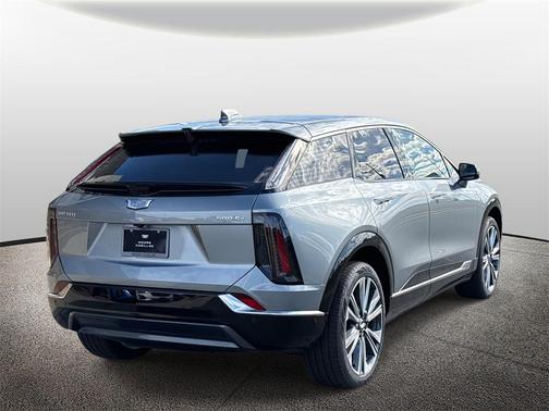 2025 Cadillac OPTIQ Luxury 2 AWD