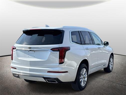 2023 Cadillac XT6 Luxury AWD