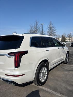 2023 Cadillac XT6 Luxury AWD