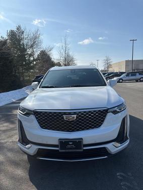 2023 Cadillac XT6 Luxury AWD