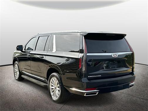 2022 Cadillac Escalade ESV Luxury