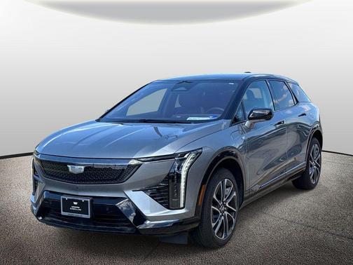 Argent Silver Metallic 2025 Cadillac OPTIQ Sport 1 AWD