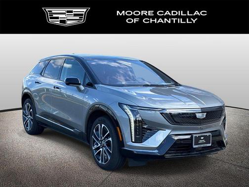 Argent Silver Metallic 2025 Cadillac OPTIQ Sport 1 AWD