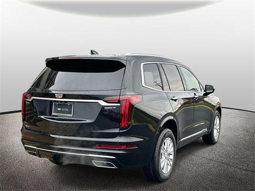 2025 Cadillac XT6 Luxury AWD