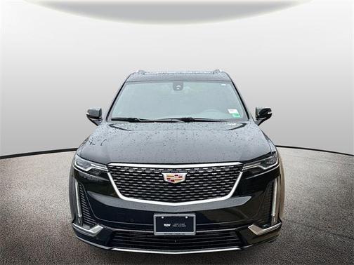2025 Cadillac XT6 Luxury AWD