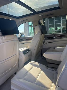 2024 Cadillac Escalade ESV Sport Platinum