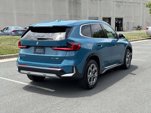 Blue Bay Lagoon Metallic 2024 BMW X1 xDrive28i