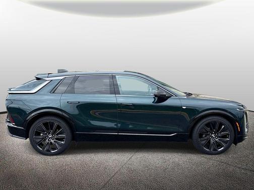 Emerald Lake Metallic 2024 Cadillac LYRIQ Sport