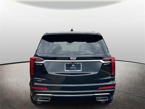 2025 Cadillac XT6 Luxury AWD
