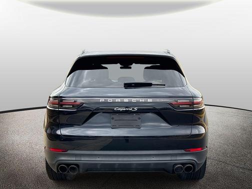 2021 Porsche Cayenne S