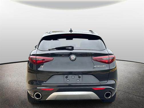 2020 Alfa Romeo Stelvio Ti Sport