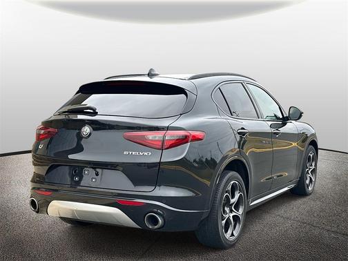 2020 Alfa Romeo Stelvio Ti Sport