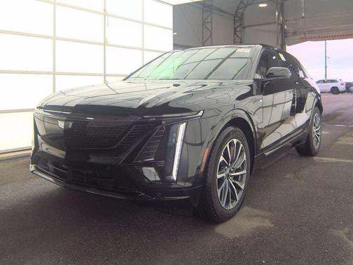 Stellar Black Metallic 2024 Cadillac LYRIQ Sport