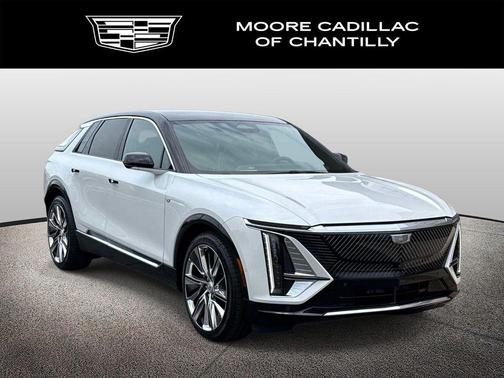 Crystal White Tricoat 2025 Cadillac LYRIQ Luxury
