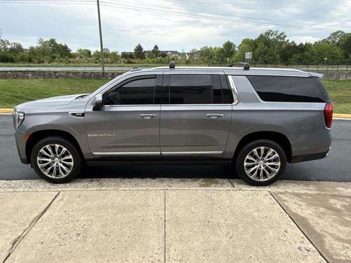 Satin Steel Metallic 2021 GMC Yukon XL Denali