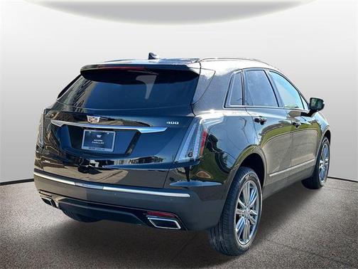 2025 Cadillac XT5 Sport