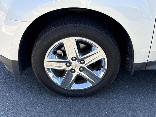 White Diamond Tricoat 2014 Chevrolet Equinox LTZ