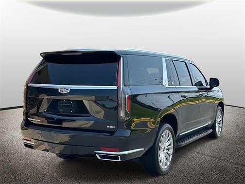 2022 Cadillac Escalade ESV Luxury