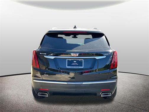 2025 Cadillac XT5 Luxury